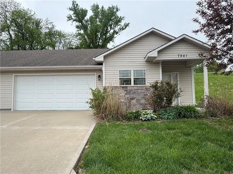Photo of 7841 Troup Court, Kansas City, KS 66112 (MLS # 2615841)