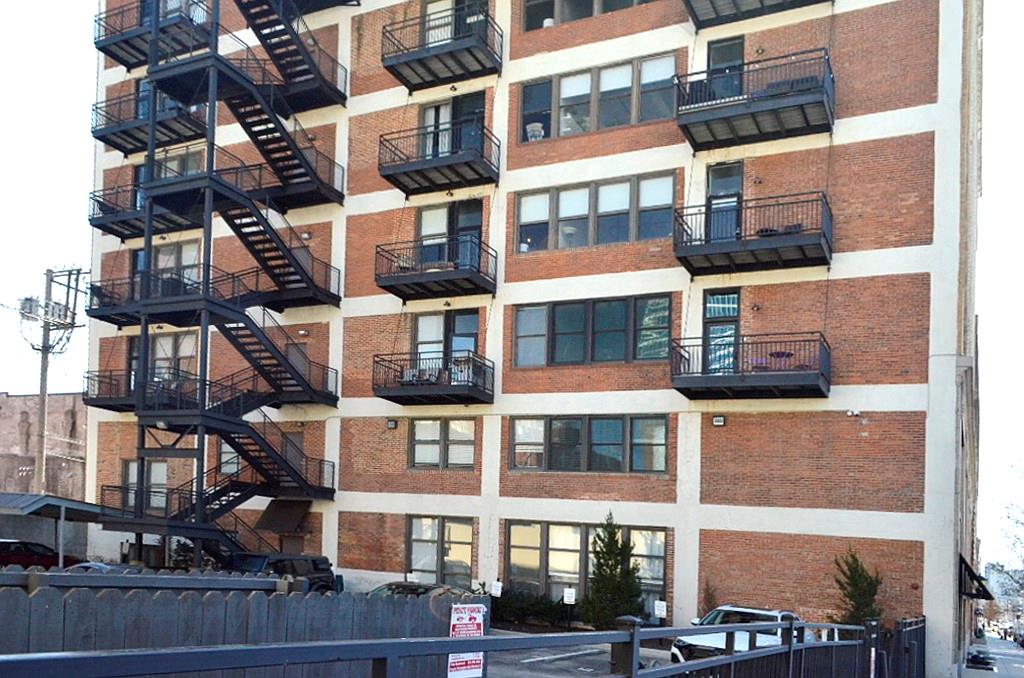 1535 Walnut Street #301