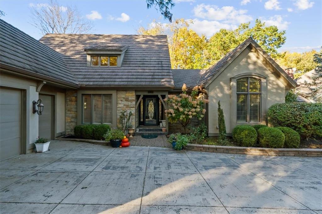 16750 S Village Drive