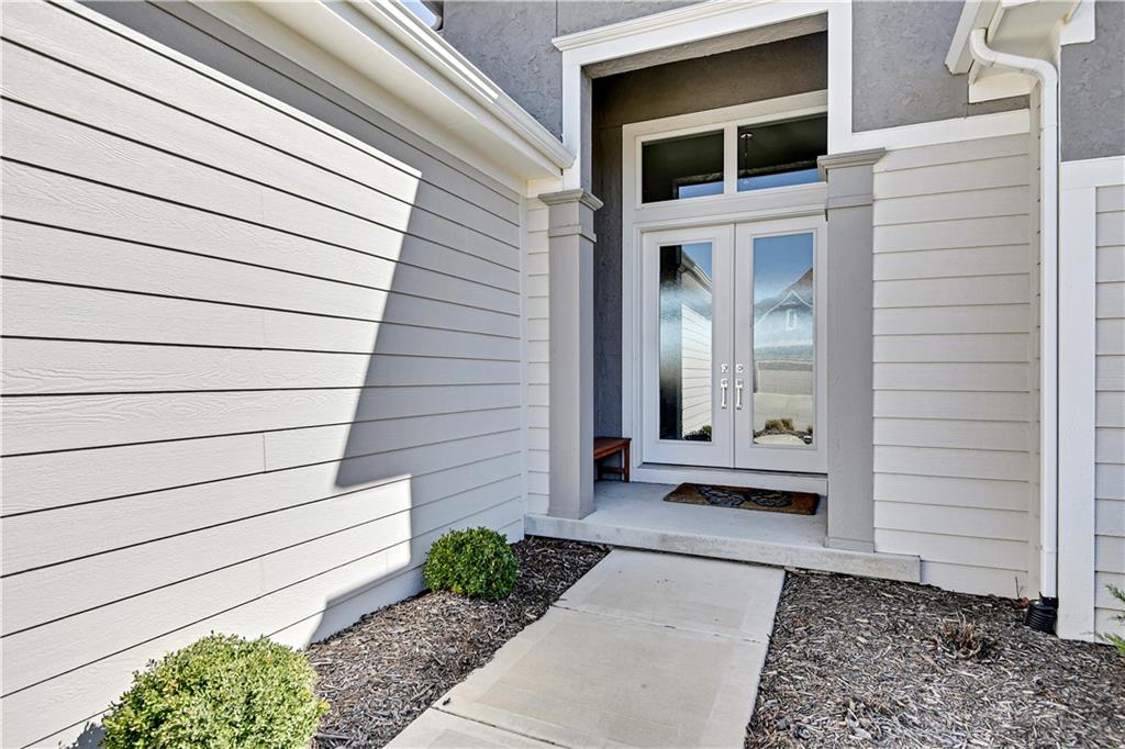 14713 Thousand Oaks Place