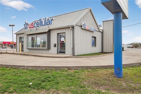 MLS: 2606438