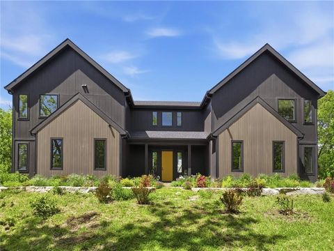 Photo of 5540 N 107th Street, Kansas City, KS 66109 (MLS # 2584341)
