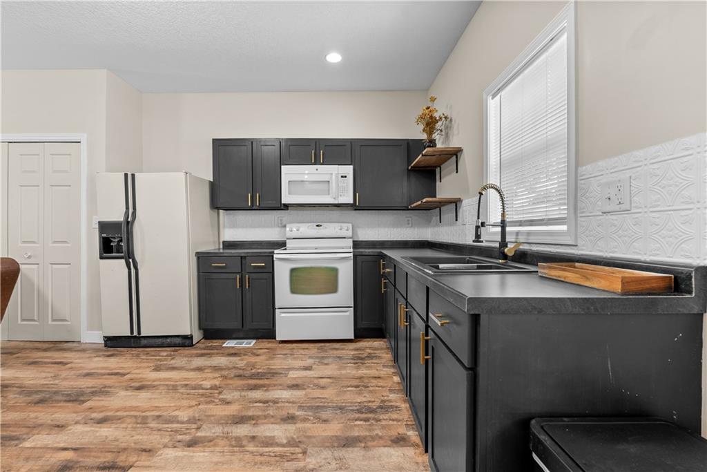 2414 Washington Street