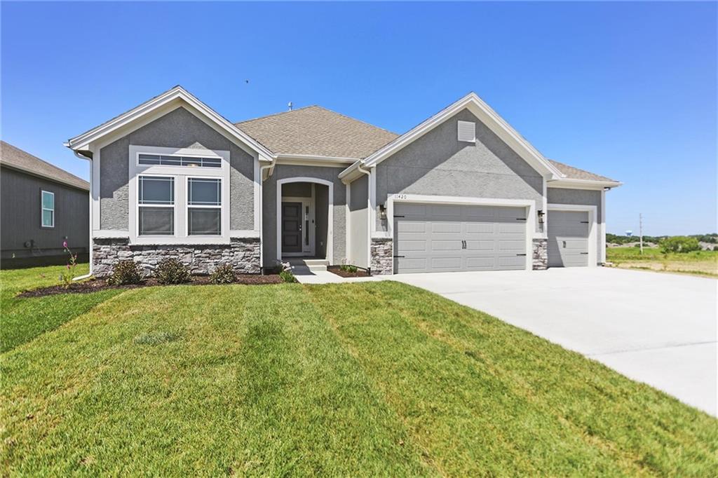 11448 N Auburndale Circle