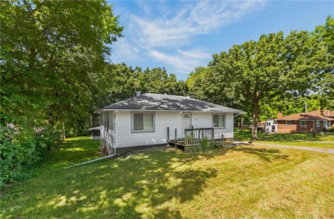 Photo of 812 N 63rd Street, Kansas City, KS 66102 (MLS # 2639296)