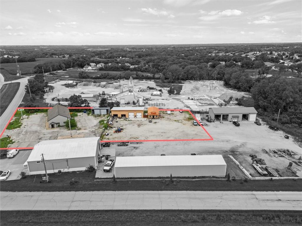 1900 W US 69 Highway