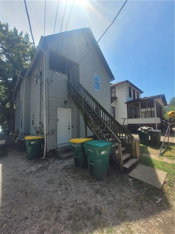 1708 metropolitian Avenue