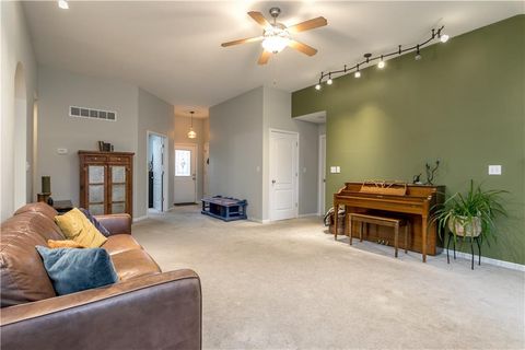MLS: 2549251
