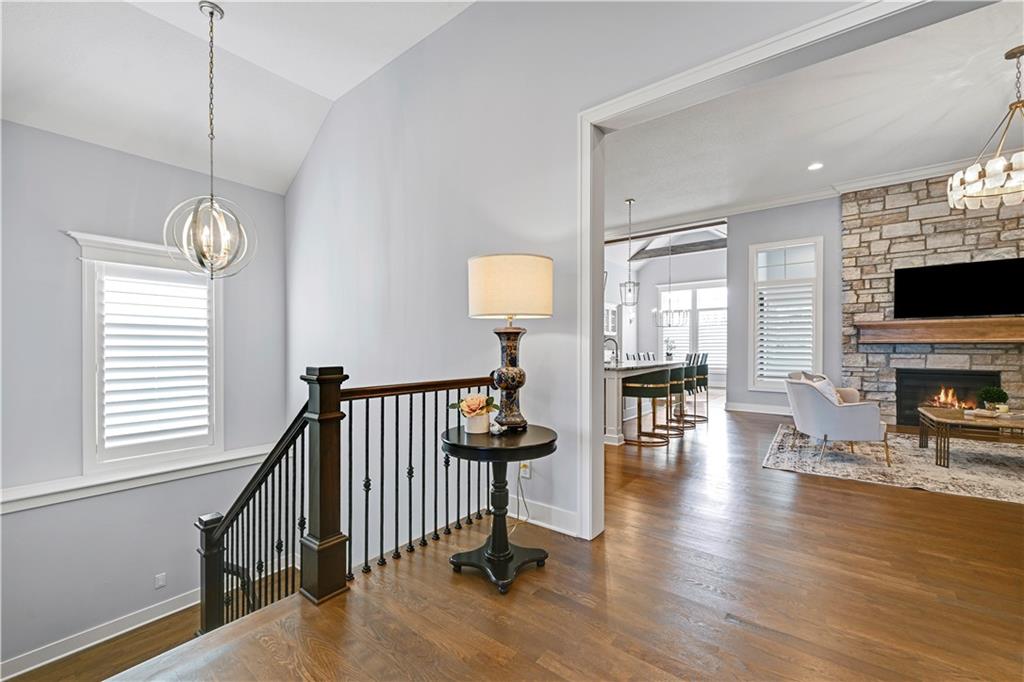 10715 W 142nd Terrace