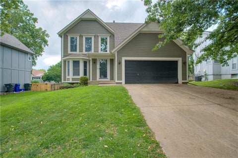 Photo of 964 E Cavendish Trail, Olathe, KS 66061 (MLS # 2635648)