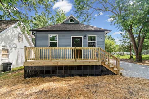 Photo of 728 E 3rd Street, Cameron, MO 64429 (MLS # 2630653)