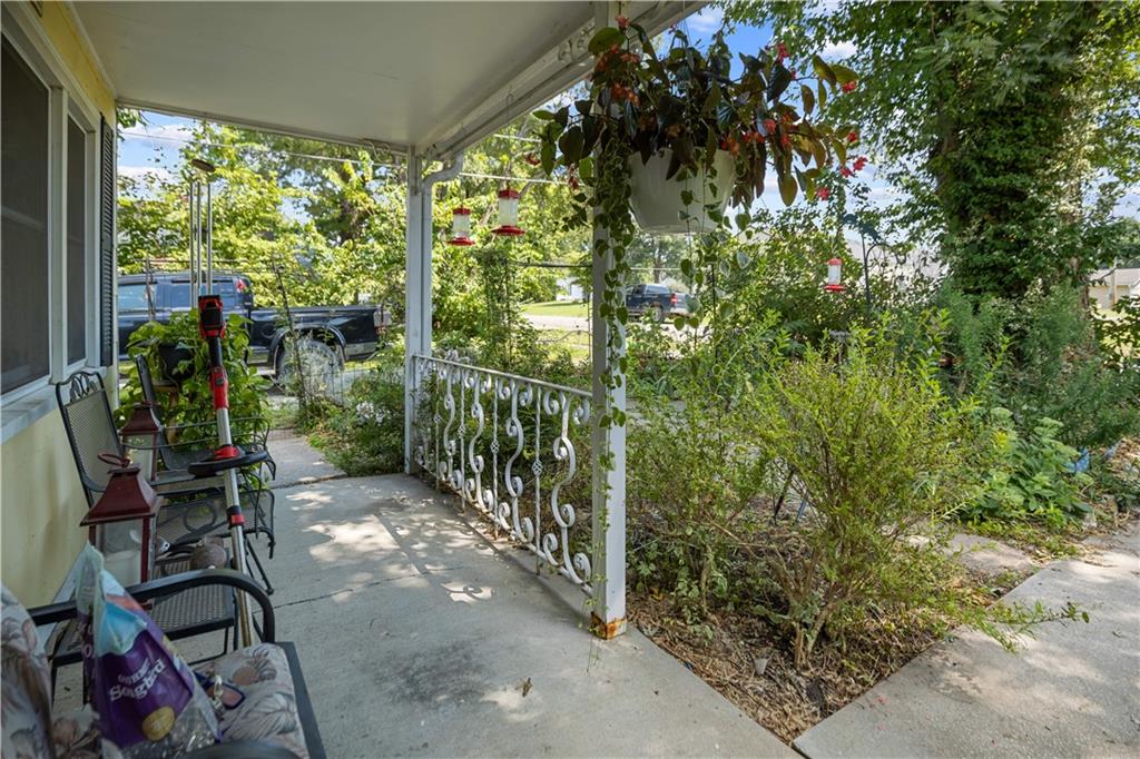 207 E 21st Street