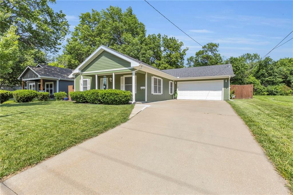 823 S Pecan Street