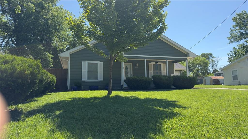 823 S Pecan Street