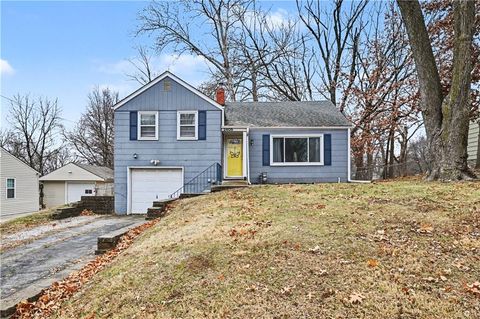 2405 NE 48th Street, Kansas City, MO 64118 - MLS#: 2594605