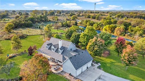 Photo of 474 NW 400th Road, Warrensburg, MO 64093 (MLS # 2582677)