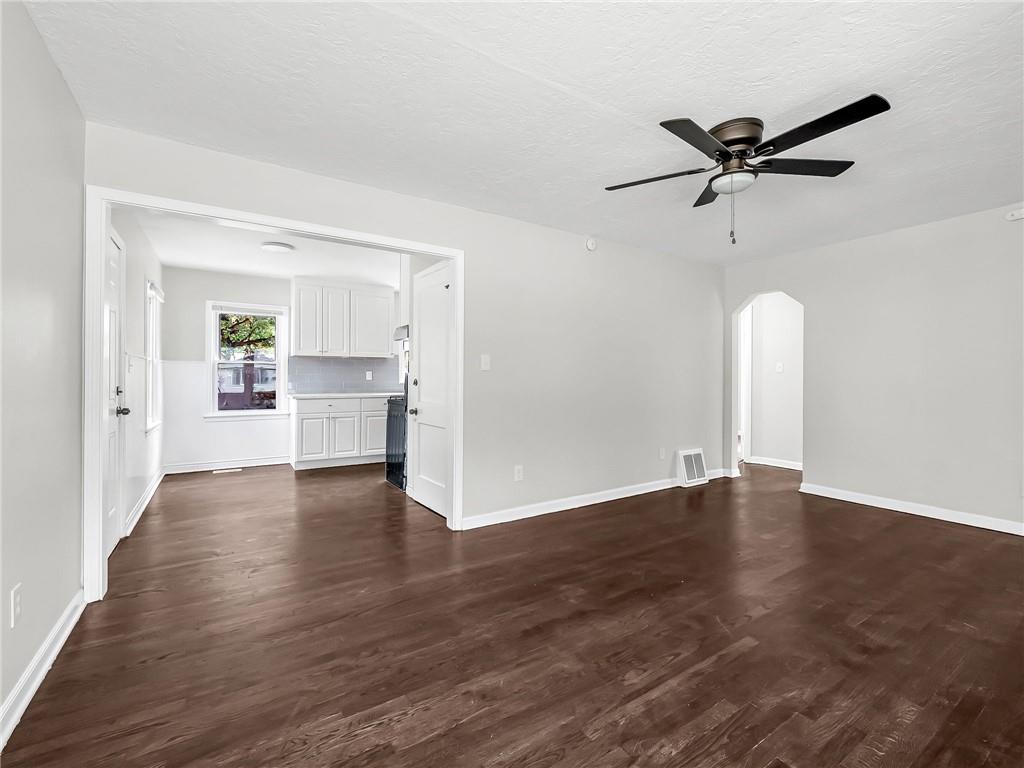 2221 N 36th Street