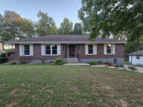 Photo of 15917 E 41ST Street, Independence, MO 64055 (MLS # 2642326)