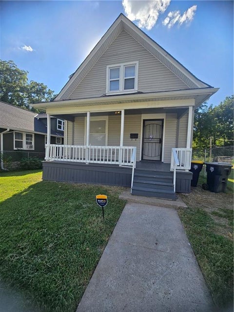 Photo of 2522 Norton Avenue, Kansas City, MO 64130 (MLS # 2640595)