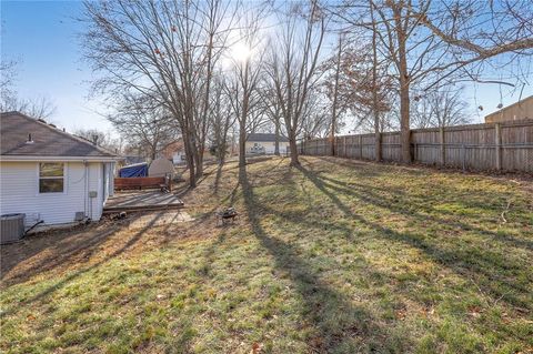 Tiny photo for 2218 LIBERTY LANDING Road, Liberty, MO 64068 (MLS # 2592160)