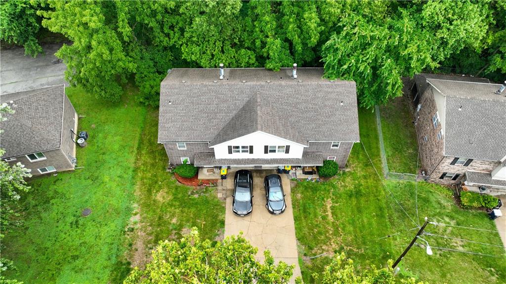 5709-5711 NW Hillside Drive
