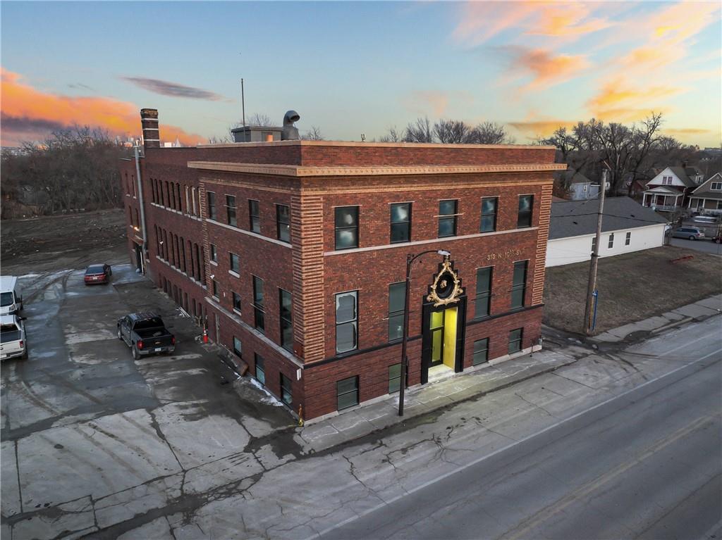 Photo 1 of 27 — 313 N 10 Street, Kansas City, KS 66102