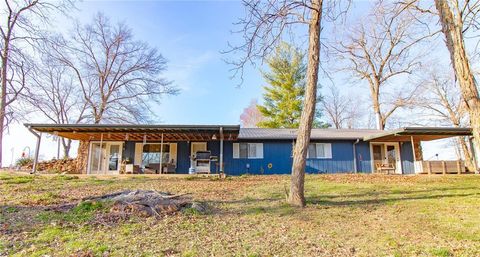 1150 SE 140P Road Clinton MO 65355