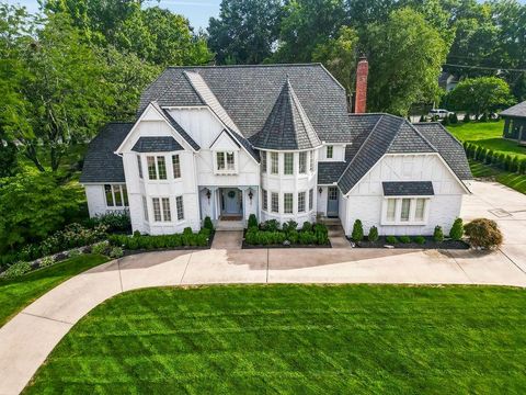 12635 Juniper Circle Leawood KS 66209