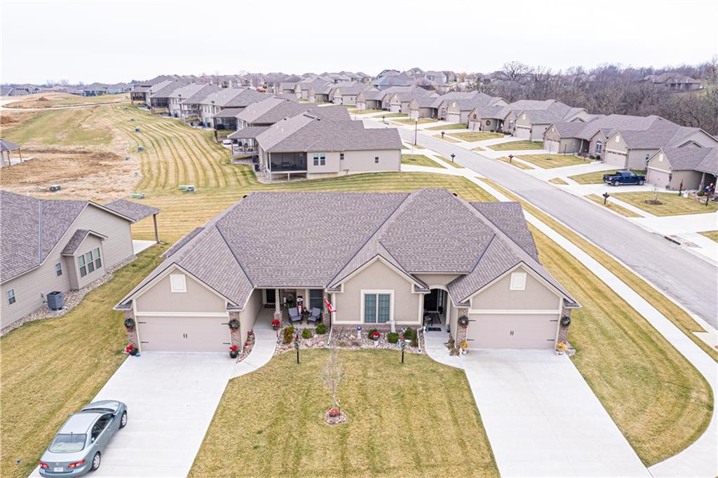 St Joseph, Missouri 64506, United States, 2 Bedrooms Bedrooms, ,2 BathroomsBathrooms,Residential,Pending,24491