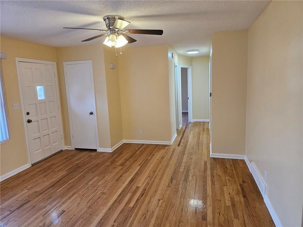 Photo of 3115 NE 66 Terrace, Kansas City, MO 64119 (MLS # 2591972)