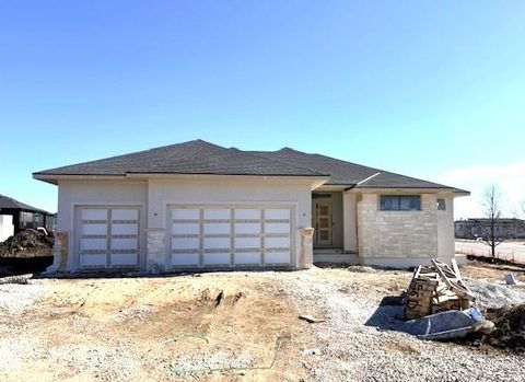 13619 Granada Drive Leawood KS 66224