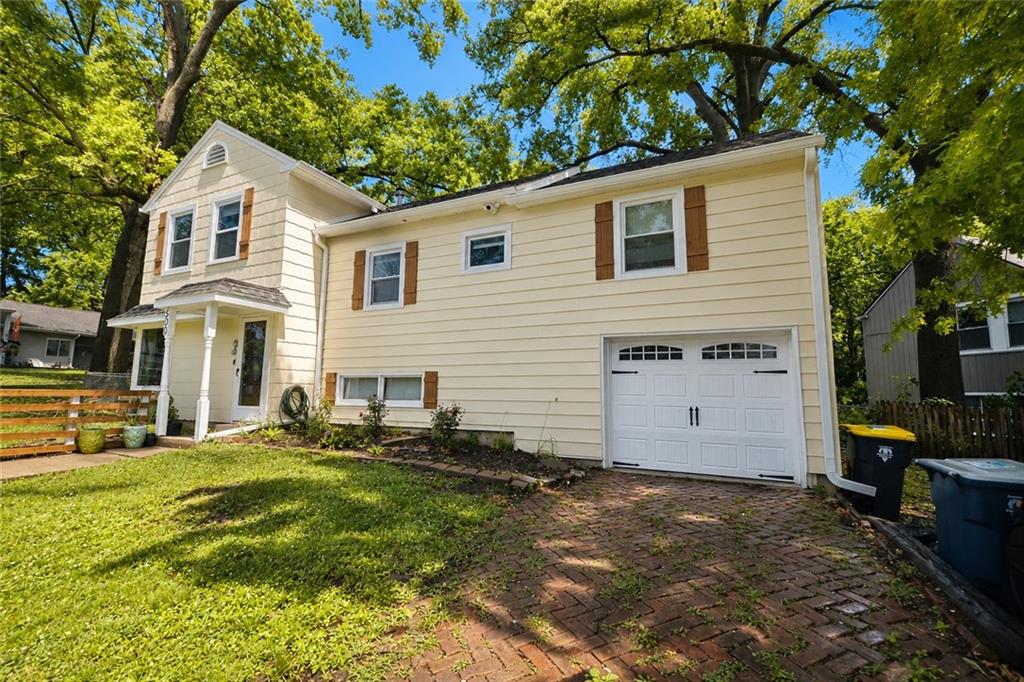 500 NE 44th Street