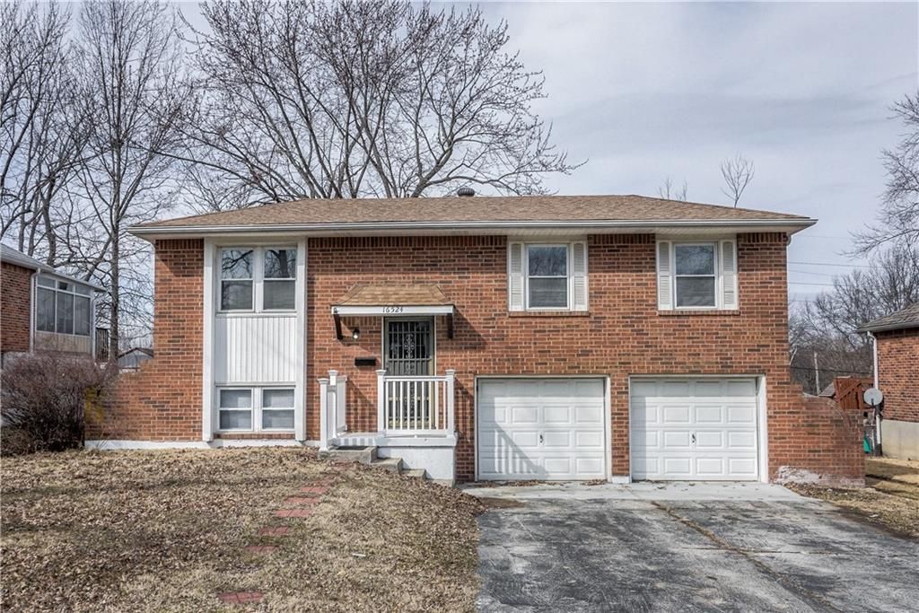 Photo of 16524 E 35th Street, Independence, MO 64055 (MLS # 2592051)