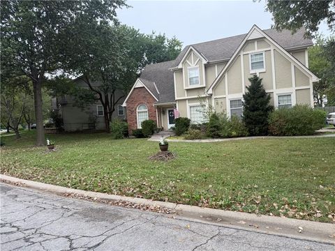 Photo of 14904 W 145TH Street, Olathe, KS 66062 (MLS # 2581101)