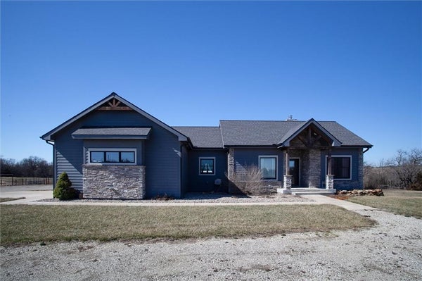 537 E 550 RD, OVERBROOK, KS 66524 - Image 61a6f819c67192c79856beb4fe59cd7a/1973489113