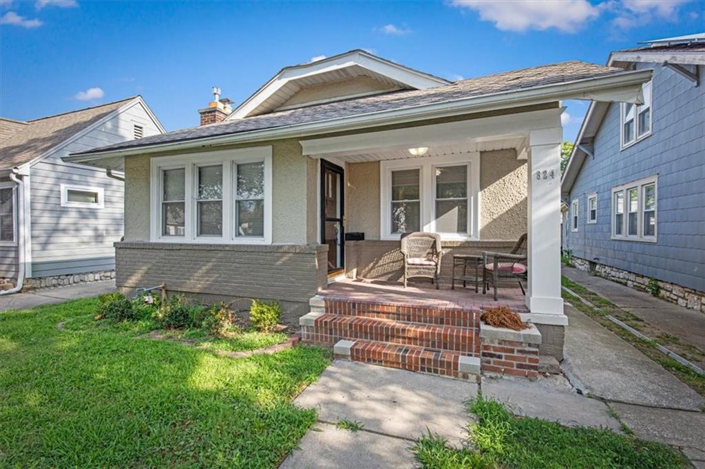 Photo of 824 E 23rd Avenue, Kansas City, MO 64116 (MLS # 2634623)