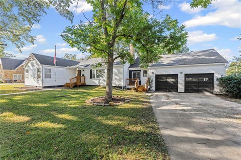 227 W 2nd Avenue, Garnett, KS 66032 - MLS#: 2608926