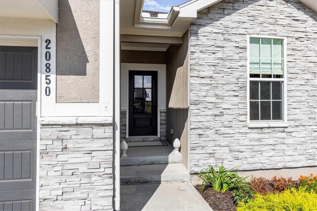 20850 W 190th Place