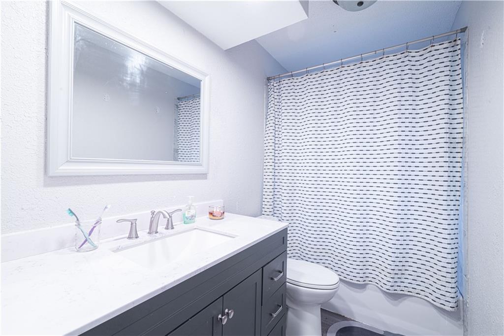 St Joseph, Missouri 64503, United States, 3 Bedrooms Bedrooms, ,3 BathroomsBathrooms,Residential,Active,29546