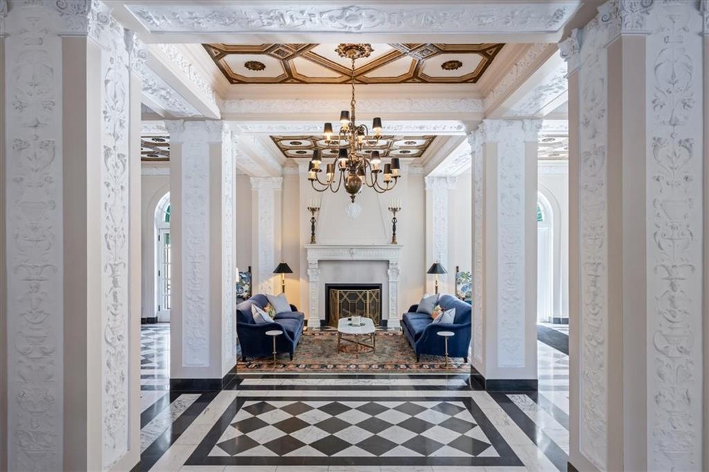 4618 Warwick Boulevard 7A