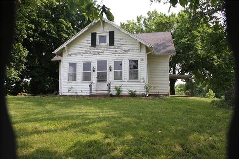 45 SW 675 Road Warrensburg MO 64093