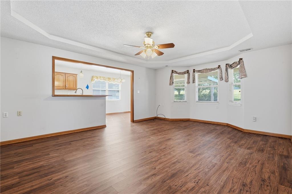 502 S Saturn Drive