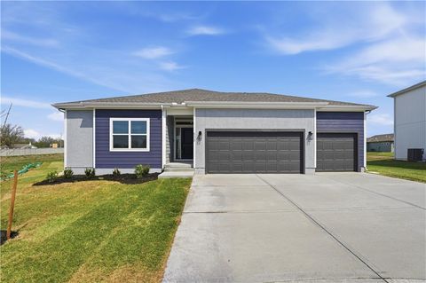 509 SW Newport Drive, Blue Springs, MO 64014 - MLS#: 2569937
