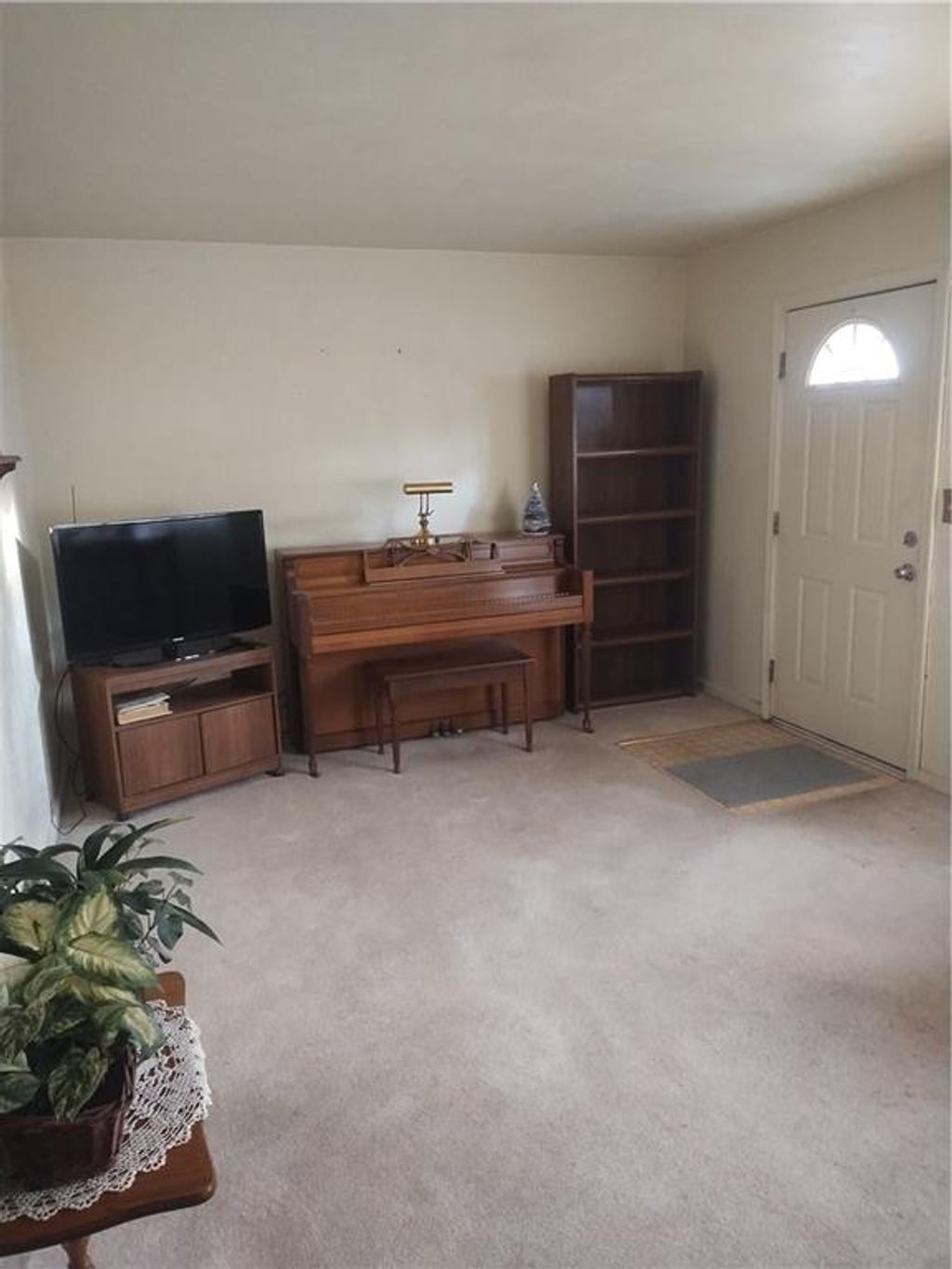 Photo of 2304 NE Pursell Road, Gladstone, MO 64118 (MLS # 2591628)