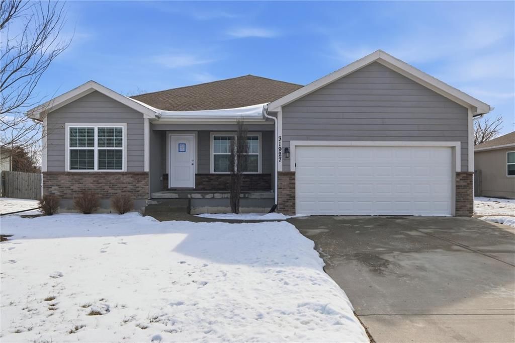 Photo of 31927 W 172nd Street, Gardner, KS 66030 (MLS # 2598305)