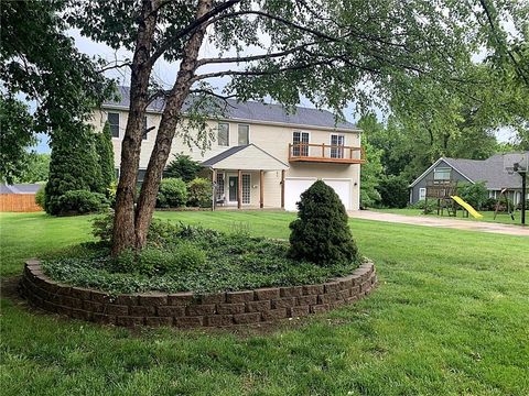 Photo of 5239 Catalina Street, Roeland Park, KS 66205 (MLS # 2575115)