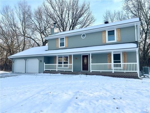 130 Hampton Court, Lansing, KS 66043 - #: 2598551