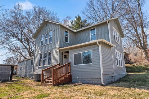 Photo of 1314 Atchison Street, Atchison, KS 66002 (MLS # 2638496)