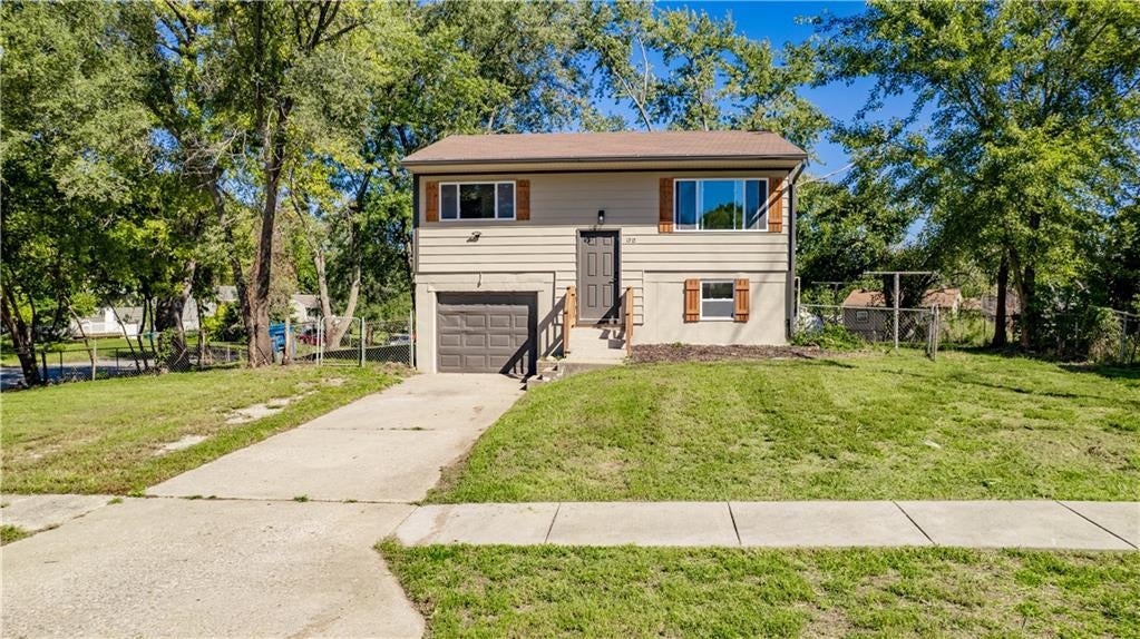 1515 N Osage Trail