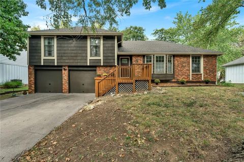 2556 Jasu Drive Lawrence KS 66046